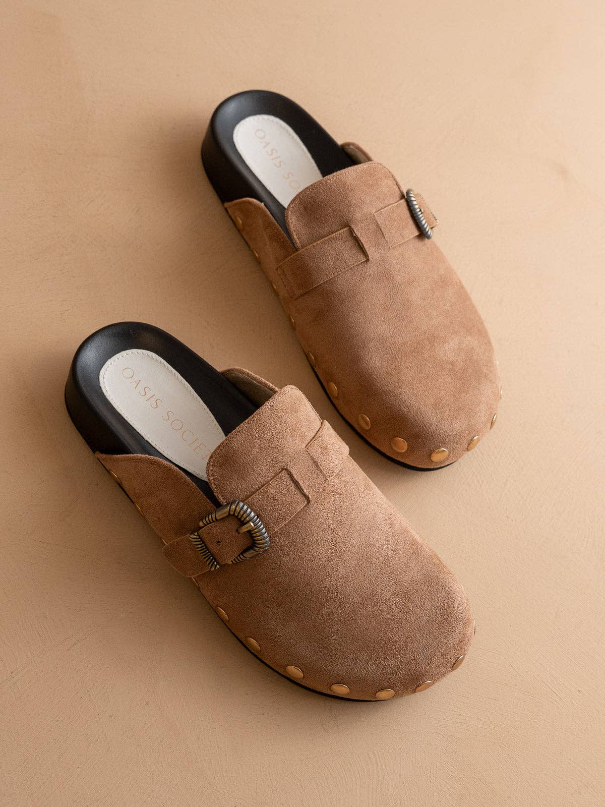 The Toni | Latte Studded Buckle Fall Clog